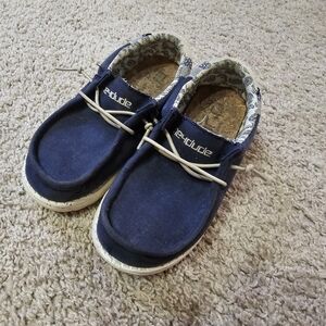 Boys 12 Hey Dude shoes